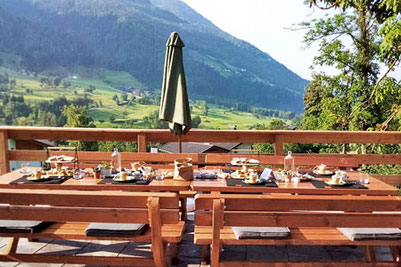 Vista dal Greiter's - caffè del maso e osteria contadina a San Martino in Passiria in Alto Adige