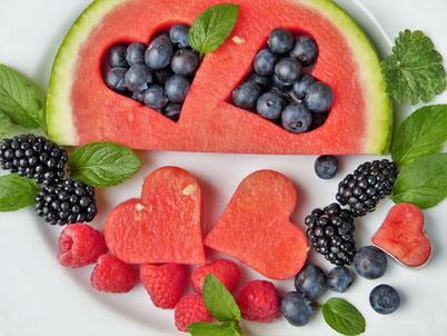 Welche Diät ist für Ihren Darm am besten - Low FODMAPs, Paleo, Autoimmunprotokoll, Low-Carb, ayurvedisch oder vegan?