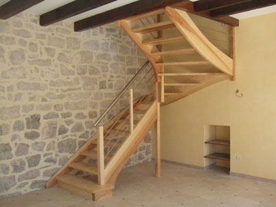 Artisan fabricant d'escaliers sur mesure - Escalier bois, verre et inox.