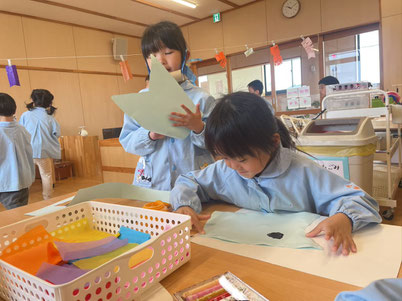 「ここにノリをつけてっと…!」