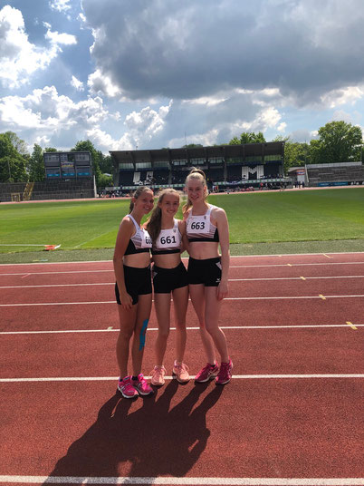 von links nach rechts: Anna-Maria Fiesel, Karolina Bloching, Katharina Renz