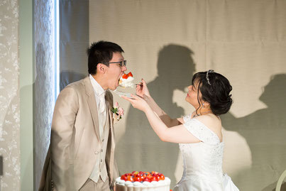 KKRホテル大阪、大阪-神戸-京都での結婚式持ち込み、外注カメラマンは結婚式moviesへお任せください- 記録ビデオ撮影-撮って出しエンドロール-写真スナップ撮影が40000円から