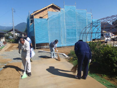 野々村建設,住みやすい家,岐阜県産材,木と漆喰でつくる家,デザイン住宅,岐阜県山県市,おしゃれ住宅,漆喰壁,漆喰の家,鏝絵,漆喰,新築,注文住宅のかっこいい工務店,注文住宅,アーキテクトビルダー,耐震等級3,無垢の家,左官,建築士とつくる家,山県市,塗り壁,自然素材