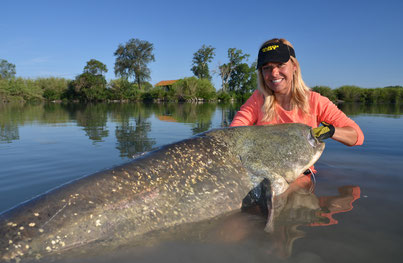 Babs Kijewski Angeln Wels Waller Rhone Frankreich Fischen