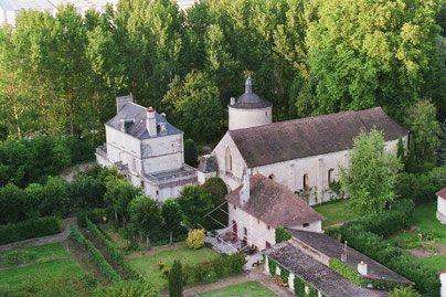 La commanderie d'Auzon photo aérienne