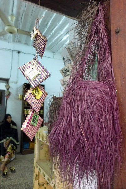 fashion shoppping tip bags Stone Town Zanzibar