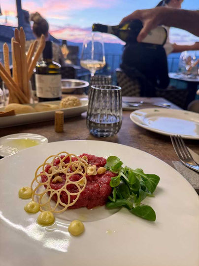  Tartar Restaurant Le Torri in Castiglione Falletto