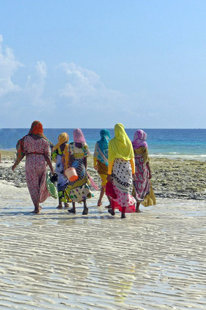 Sansibar Frauen am Strand