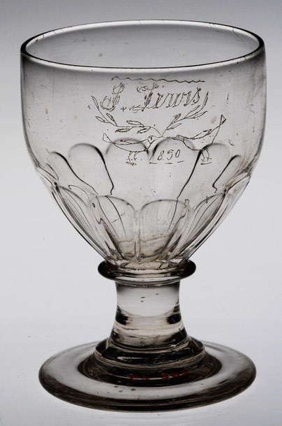Cock fighting commemorative glass rummer