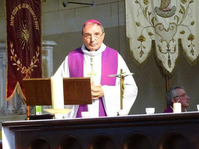 15h00 : Mgr Dognin clôture la journée