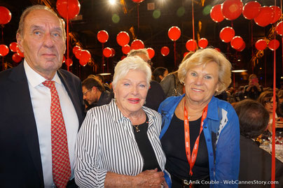 Max Lefrancq-Lumière, petit-fils de Louis Lumière, et son épouse Michèle,  en compagnie de Line Renaud  - Lyon -  Dîner d'ouverture  - Festival Lumière 2016 - Photo © Anik Couble