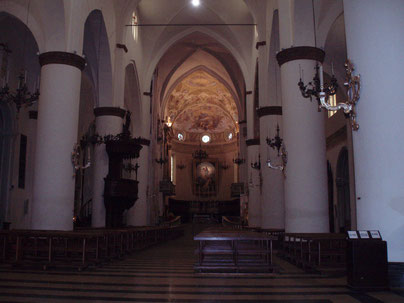 Santa Maria delle Grazie 聖堂内部 (Wikimedia Commonsより)