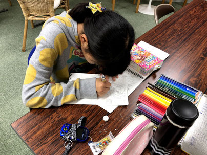 大阪の堀江アートスクールは、マンガ・イラストが、子どもでも楽しく学べます。