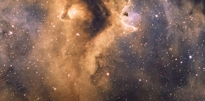 Smalbåndsbilde av sjeletåken i Cassiopeia.