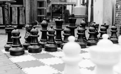 Verliebt, verlobt, verheiratet - Lubbe Schach