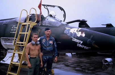 "Snoopy Sniper" l'F-104C del Maj. Herb Drisko (in tuta di volo).
