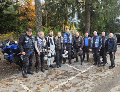 Blue Knights® Germany XIV Mittelfranken, Burg Rabeneck Fränkische Schweiz, LayOut und Fotos: "Grisu" Peter Dorsch Bayreuth, Blaue Ritter auf der Burg, Ritteressen Blue Knights, Blue Knights Germany XIV, BK 14 Germany, BLUE KNIGHTS