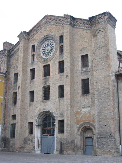 Chiesa di San Francesco del Prato：Facciata (Wikimedia Commonsより)