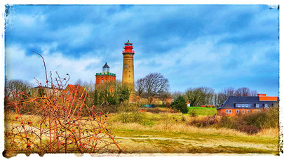 Die Leuchttürme Kap Arkona sind eine der berühmten Sehenswürdigkeiten Rügens. Daneben sind der Marinepeilturm am slawischen Burgwall, die 3 Bunkeranlagen und zahlreiche Kunstgalerien und Töpfereien sehenswert.