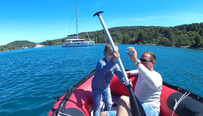 Katamaran Familienferien, Katamaran Mieten, Katamaran Yacht Charter, Katamaran Yacht Chartern, Katamaran Segelurlaub, Katamaran Mitsegeln, Katamatan Hochseesegeln, Katamaran Training, Katamaran Lagoon 42, Katamaran Familienurlaub, Katamaran Segeln