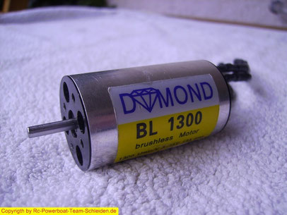 Dymond  IL 2845-1300  1300Um/V   5-15 V   max  13A-20A   170Watt 125g  Welle 3,2mm.