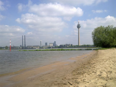 RHEINISCHE SÜDSEE (c) De Toys, 7.5.2012 @ Medienhafen (Düsseldorf)