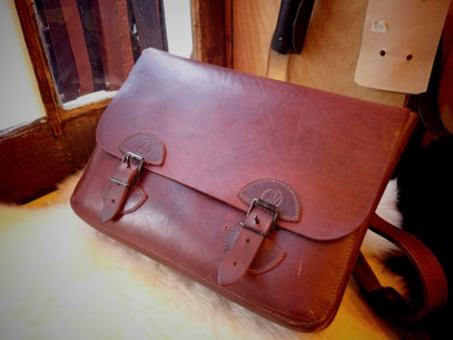 Cuir Vintage gras (Indisponible pour le moment)