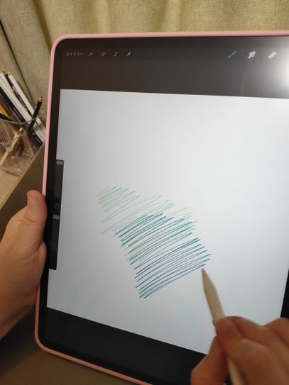 ブラシが多彩で、色鉛筆のように描くこともできました