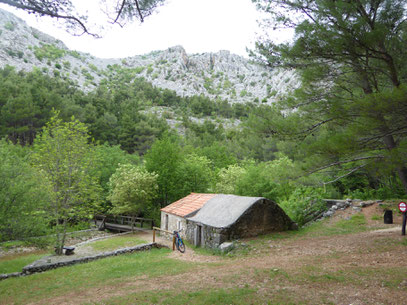 Die "zweite Mühle" aus dem Schatz im Silbersee und Unter Geiern in der "Velica Paklenica Schlucht"