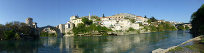 Mostar mit Blick auf die Stari most und Altstadt