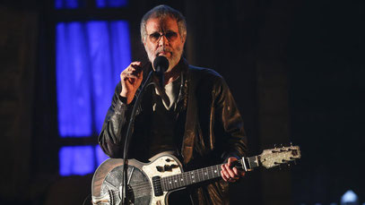 Yusuf Islam, formerly known as Cat Stevens, does a sound check at the Chicago Theatre prior to performing later that evening.