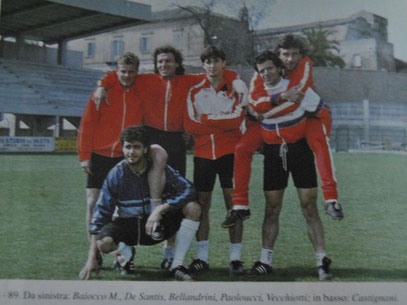 Stagione 1988-89: alcuni giocatori della vastese dei tempi d'oro. Baiocco, De Santis, Bellandrini, Paolucci, Vecchiotti e Castignani