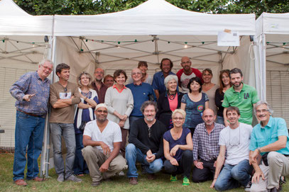 les artistes au complet