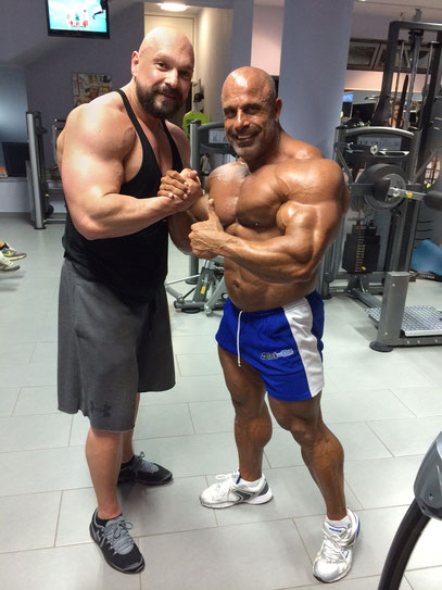 Tasso (li.) und Big Mike im David´s Gym nach dem Training
