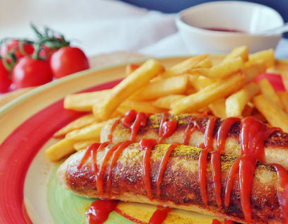 Currywurst Pommes Frites Bratwurst Wurst