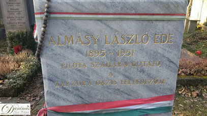 Am Salzburger Kommunalfriedhof befindet sich Grab von László Almásy, "den Englischen Patienten" aus dem gleichnamigen Film