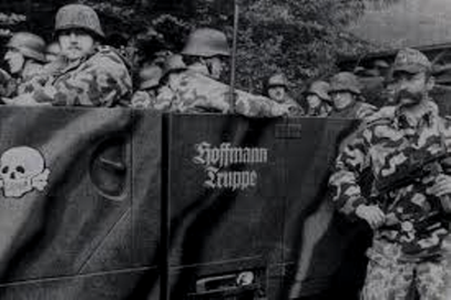 Paramilitære nazier fra "Wehrsportgruppe Hoffmann"