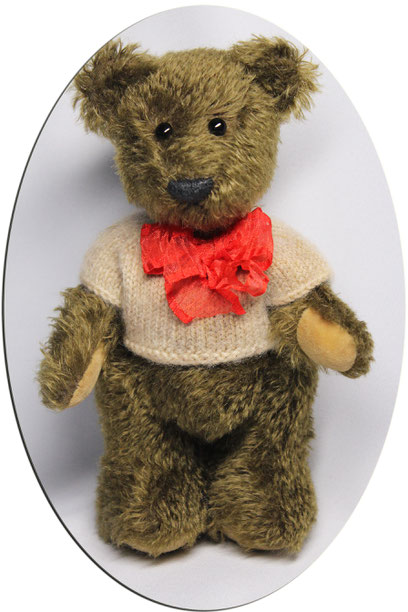 von Hand gefertigte Teddybär. Größe: ca. 23cm