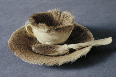 Object (Fur Covered Cup, Saucer and Spoon) 1936 - Meret Oppenheim