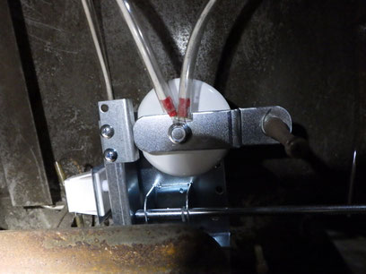 電気集塵機部品交換・セル洗浄作業 - 株式会社ダイワフィルター栃木