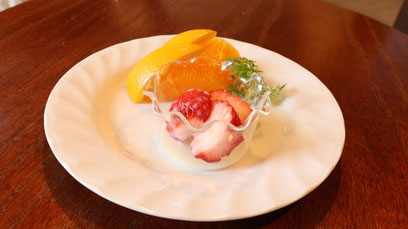 デザート、イチゴ、フルーツ、オレンジ、写真フリー素材　Desserts, strawberries, fruits, oranges,