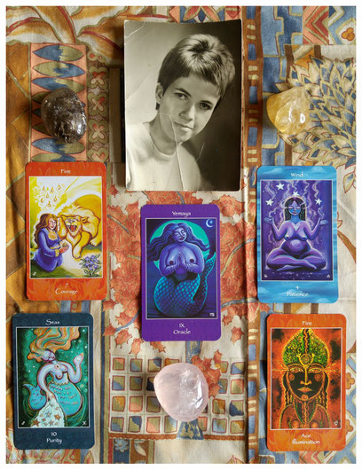 Mythical Goddess Tarot by artist Kathrine Skaggs and author Sage Holloway, published by Star Chalice Sister Publishing, © 2008-2015