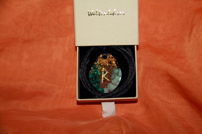 Orgon Amulett vereint die uralte Weisheit der Runen.