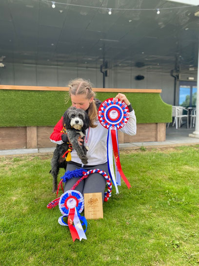 Waaahnsinn!! Unsere Tabea wird Jugend Agility Vize Weltmeister Team!!!!