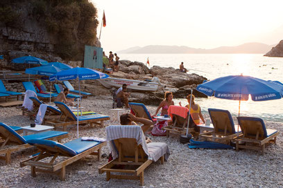 The sunbeds where Viviane and Bastian slept for 2 nights