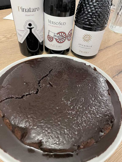accords-mets-et-vins-gateau-au-chocolat-vins-rouges-Pouilles