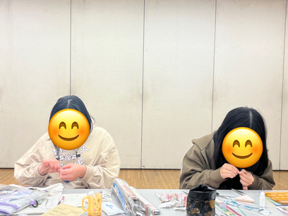 Ｓちゃん・Ｎちゃん 黙々と作業中