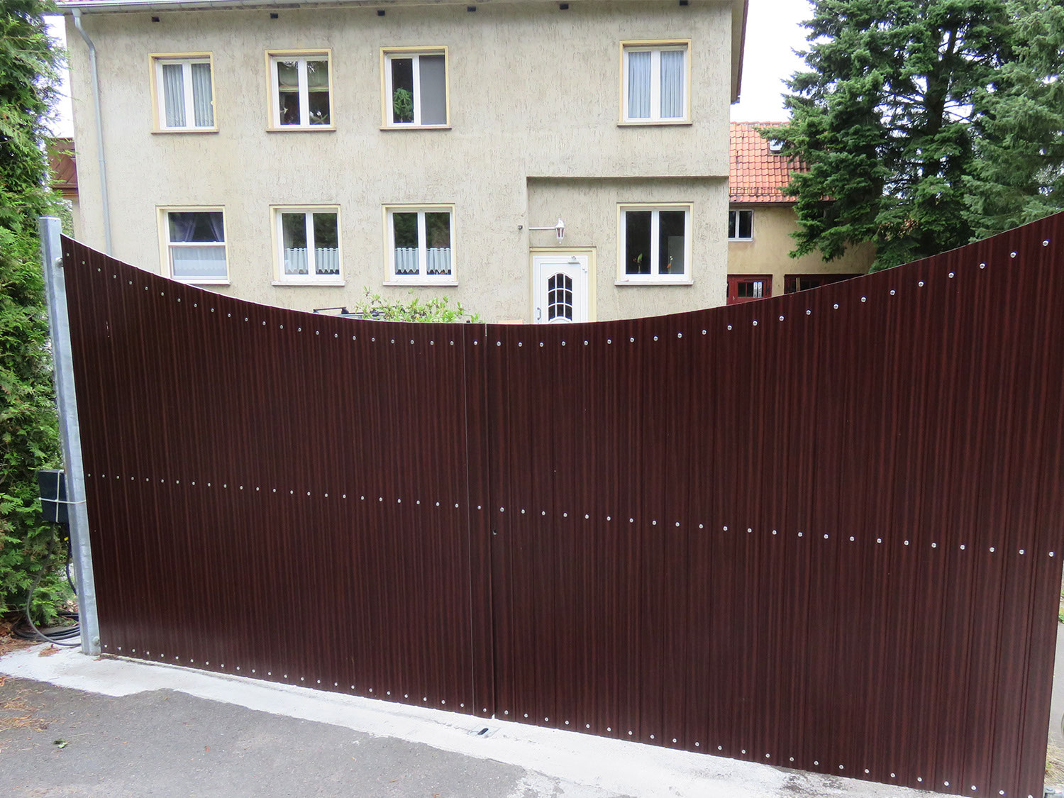 KÖMAPAN® für Tore und Fassade - Kunststoffplatten Shop