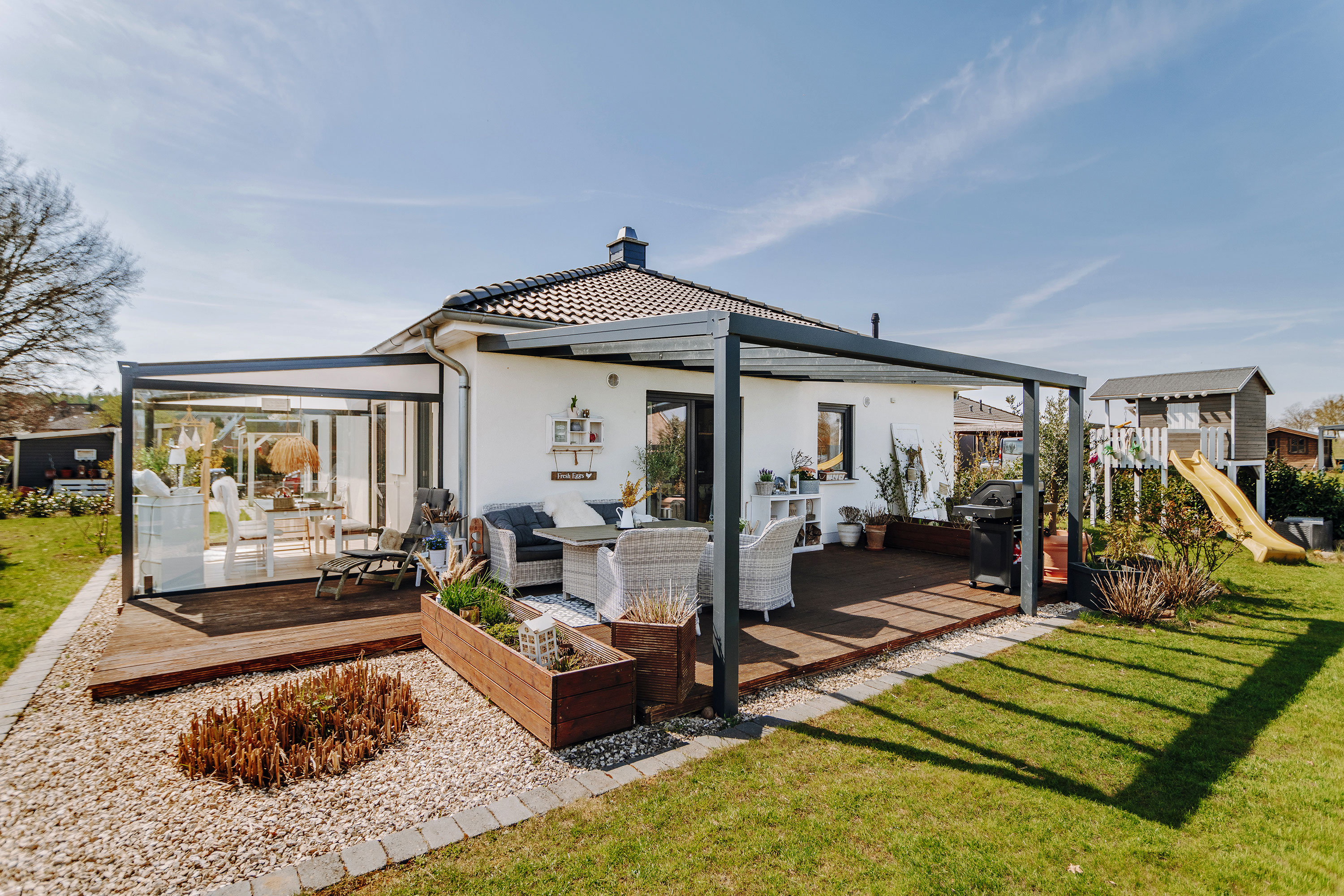 NEUWERTIGER BUNGALOW MIT WINTERGARTEN UND VIELEM MEHR Hansestadt