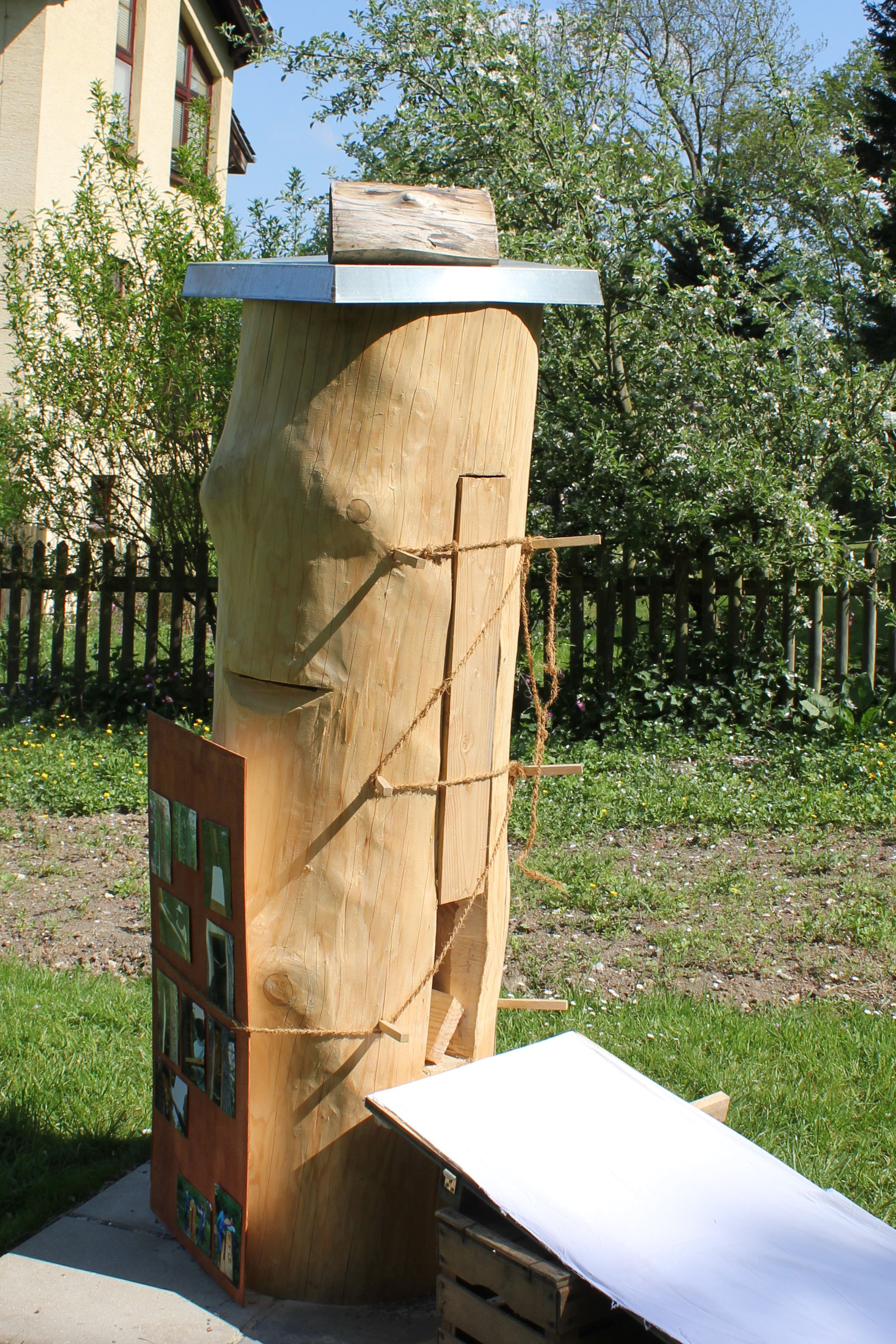 Klotzbeuten Die Sa bienen Imkerei Schloss Hamborn